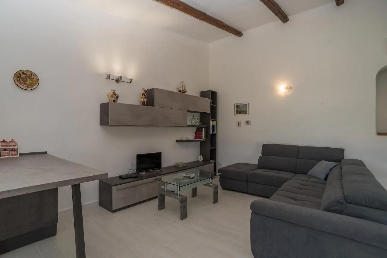 Villa Marisa Budoni 0*,